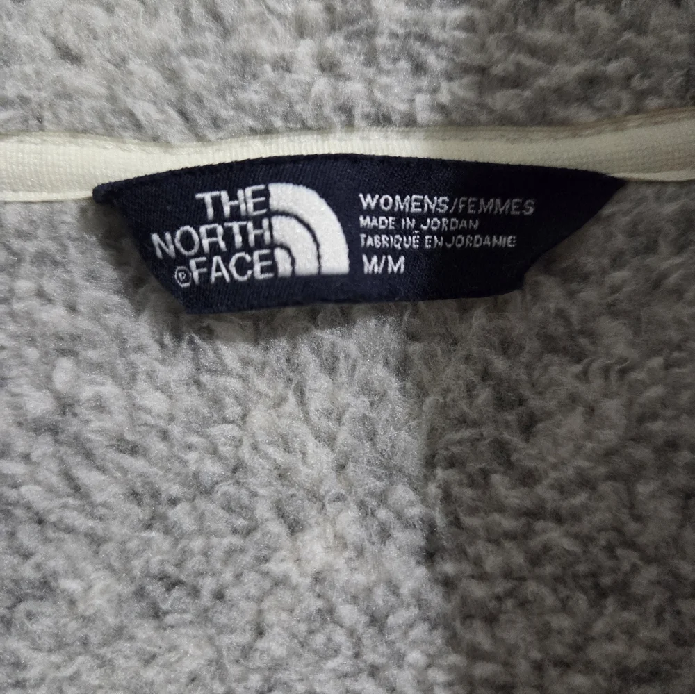 The North Face Women's Gray/Cream Fleece Jacket - Picture 4 of 5